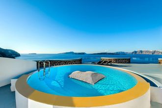 Grand Ambassador Santorini ex Ambassador Aegean Luxury Apanema