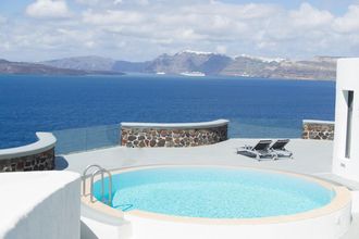 Grand Ambassador Santorini ex Ambassador Aegean Luxury Apanema