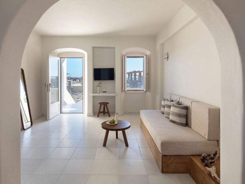 Ammothines Cycladic Suites