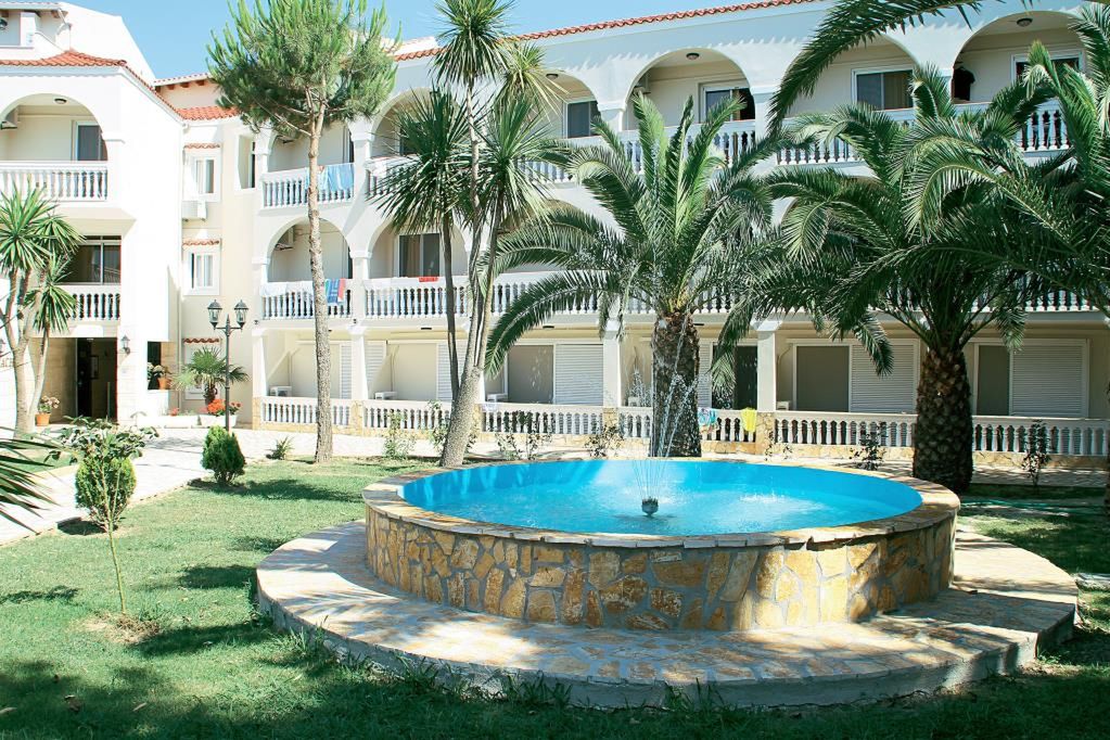 Angela Beach - teren hotelu