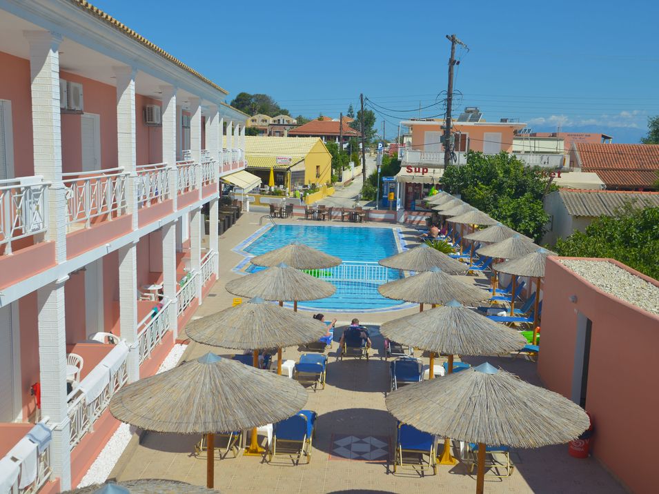obiekt, teren hotelu