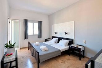 Anna Aparthotel
