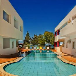 Aparthotel Thodorou