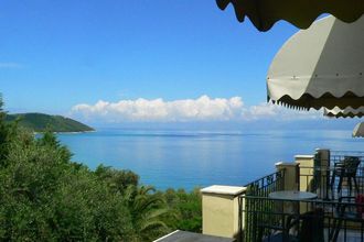 Apraos Bay