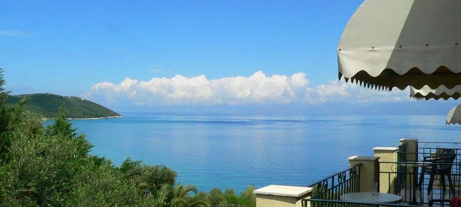 Apraos Bay