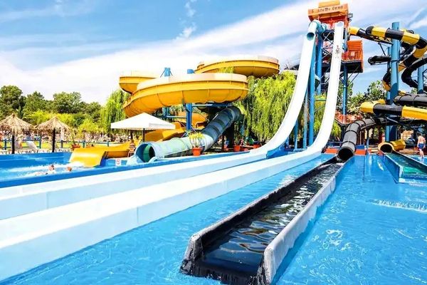 Aqualand Resort