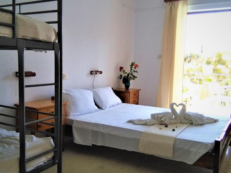 Aragorn Paradise Garden