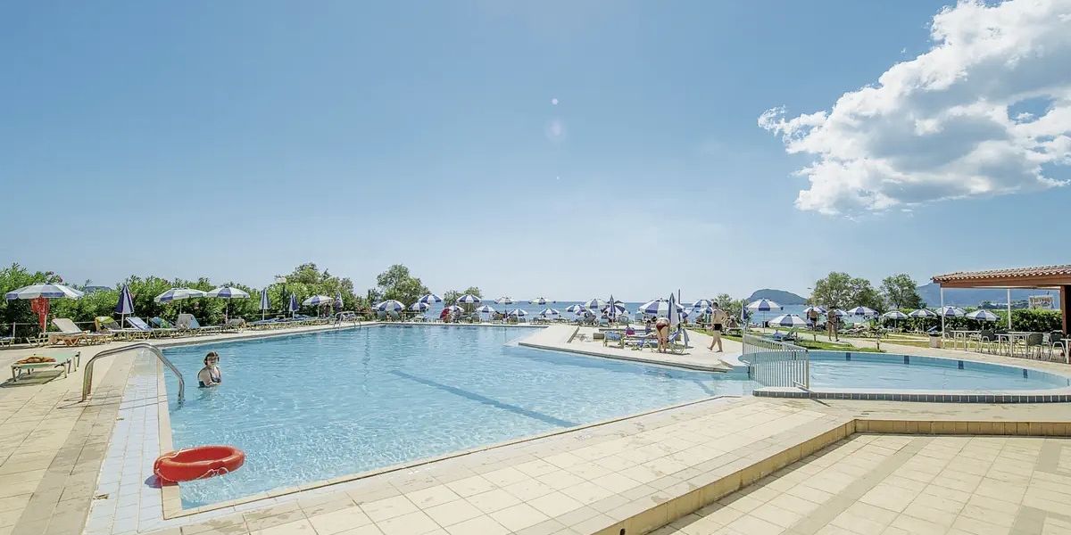 Grecja na 7 dni we wrześniu: 3⋆ hotel od 3 490 zł