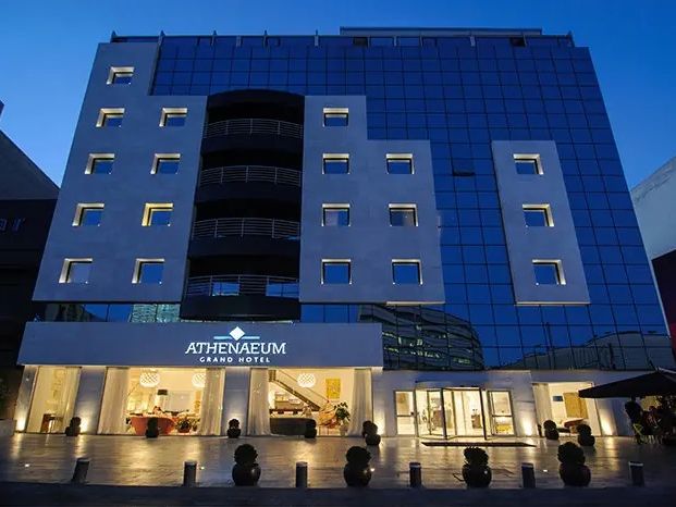Athenaeum Grand Hotel 4*