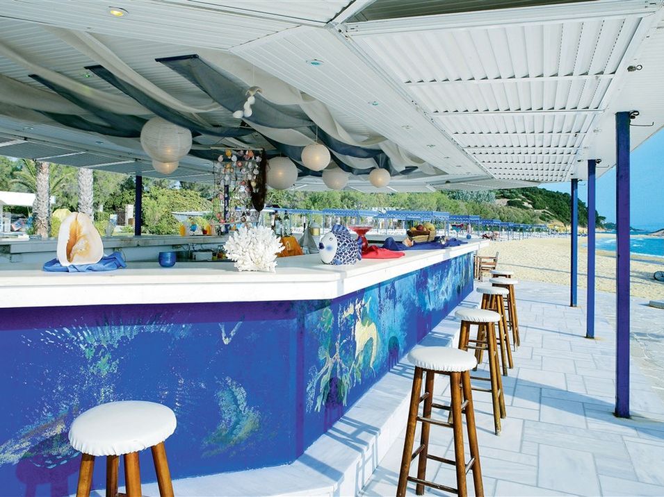 beach bar