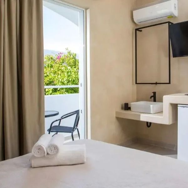 Atma Beach Rooms & Suites