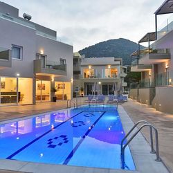 Blue Horizon Apartments