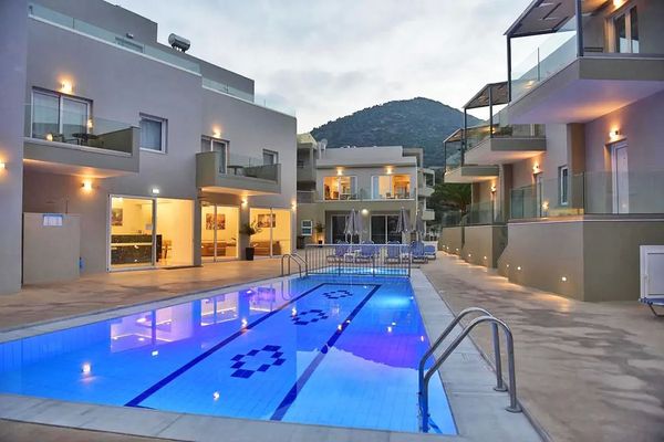 Blue Horizon Apartments