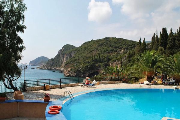 Blue Princess Beach (ex. Elly Beach)