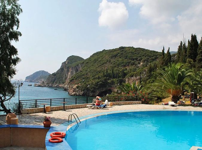 Blue Princess Beach (ex. Elly Beach)