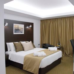 Breeze Boutique Athens Breeze Boutique Athens