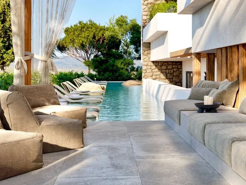 Cabana White Boutique