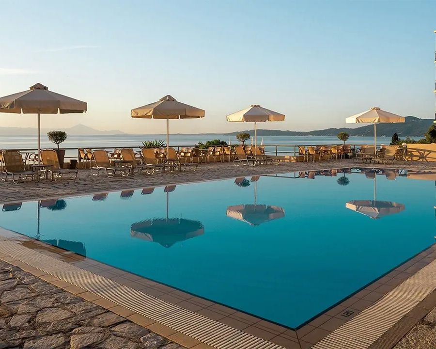 Canvas by Mitsis Belvedere (Agios Ioannis)