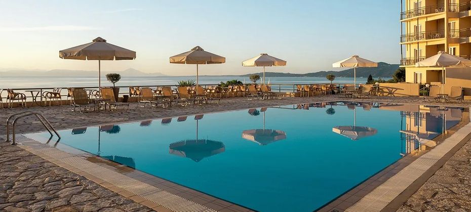 Canvas by Mitsis Belvedere (Agios Ioannis)