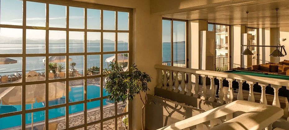 Canvas by Mitsis Belvedere (Agios Ioannis)