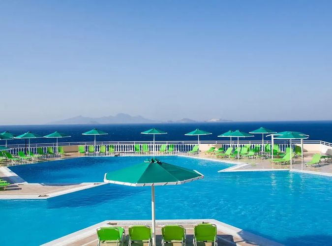 Canvas by Mitsis Family Village