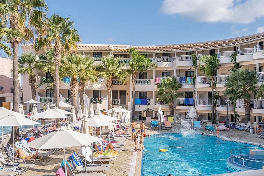 Hotel Caretta Beach (Kalamaki)