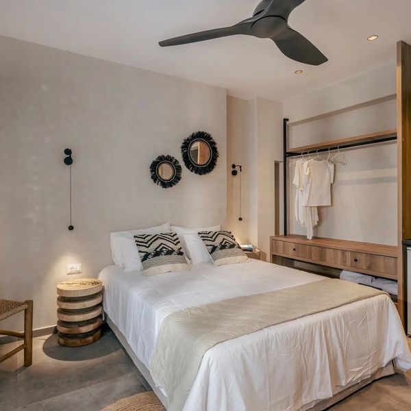 Casa D' Oro Suites