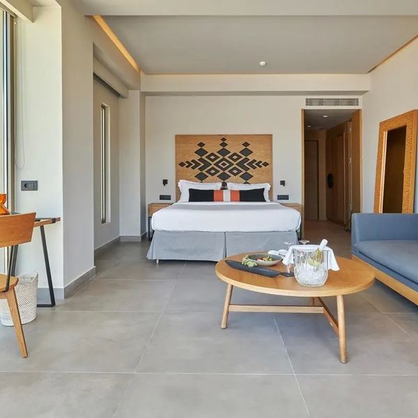 Castello Boutique Suites By The Sea