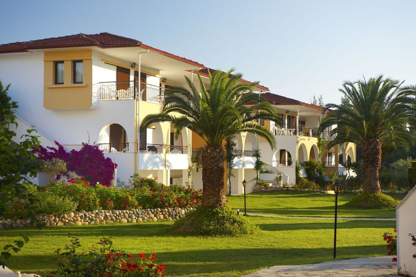 Chrousso Village - teren hotelu