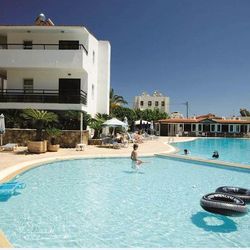 Coliseum Studios Apartments