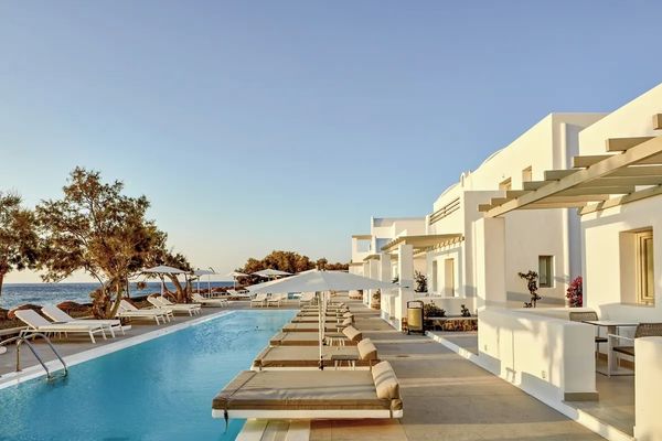 Costa Grand