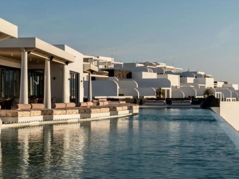 Cresanto Luxury Suites