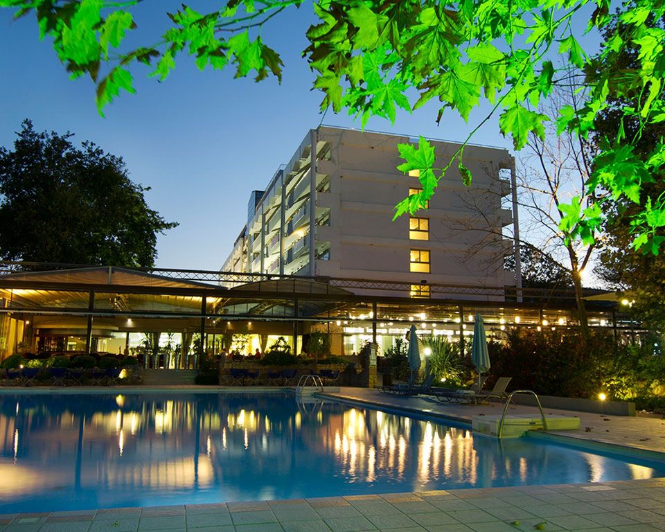 Cronwell Platamon Resort