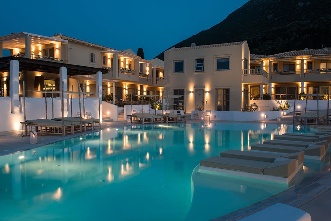 Crystal Waters - teren hotelu