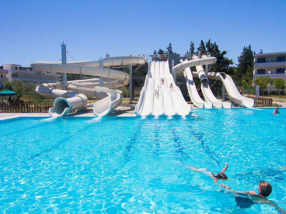 basen, aquapark, zjeżdżalnia, brodzik