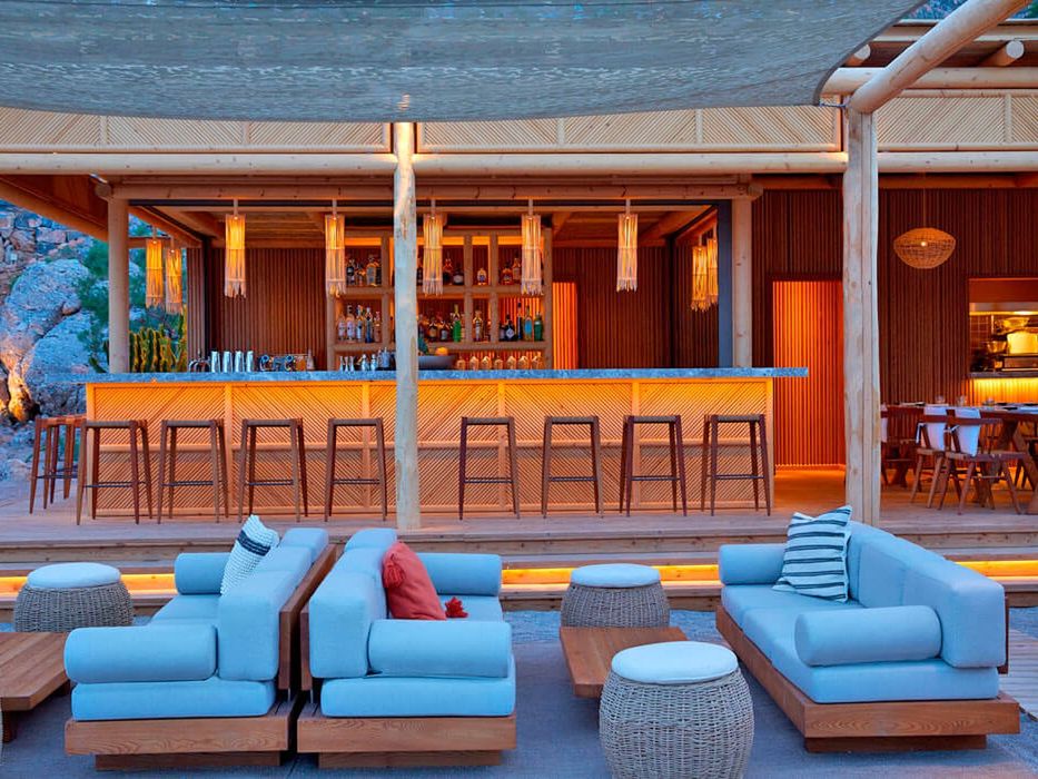 pool bar