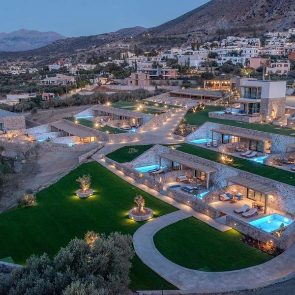 Deos Luxury Suites