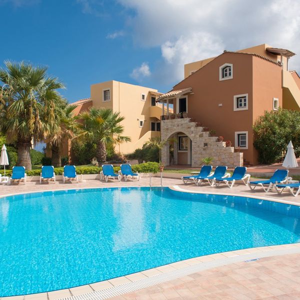 Dia Apartments