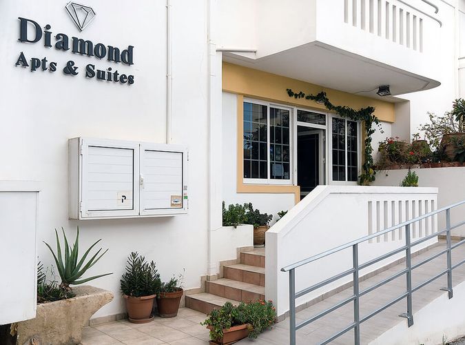 Diamond Apartments & Suites