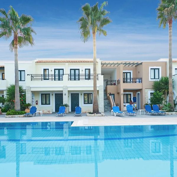 Dionysos Apartments and Studios