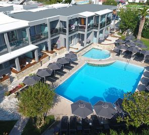Dionysos Hotel & Studios (Chaniotis)