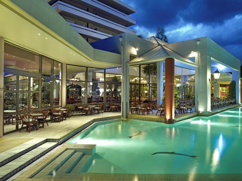 teren hotelu, basen