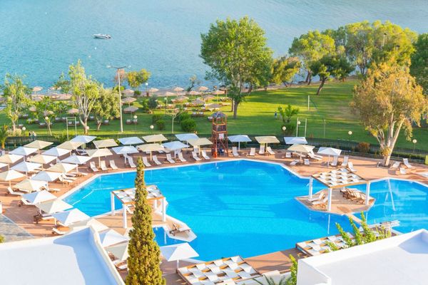 Zeus Dolce Athens ex Dolce Attica Riviera