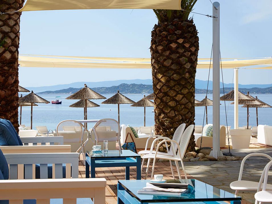 pool bar