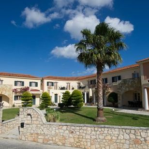 Elanthi Village