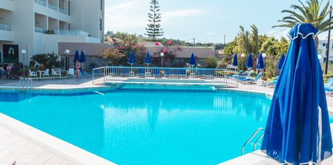 obiekt, teren hotelu, basen