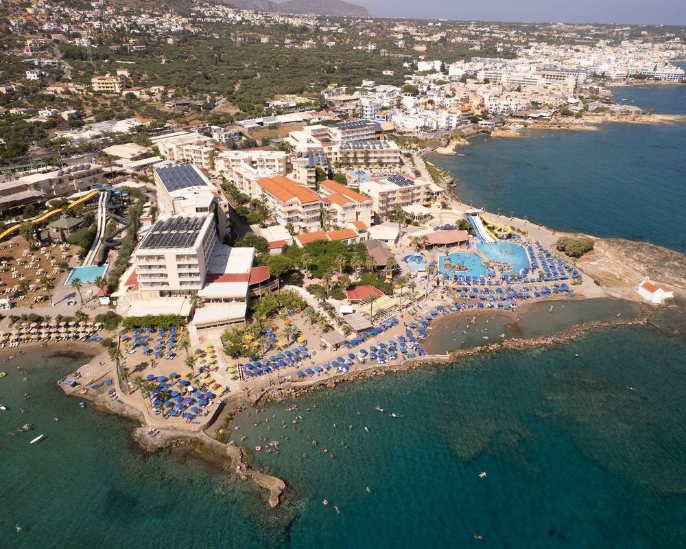 Eri Beach & Village