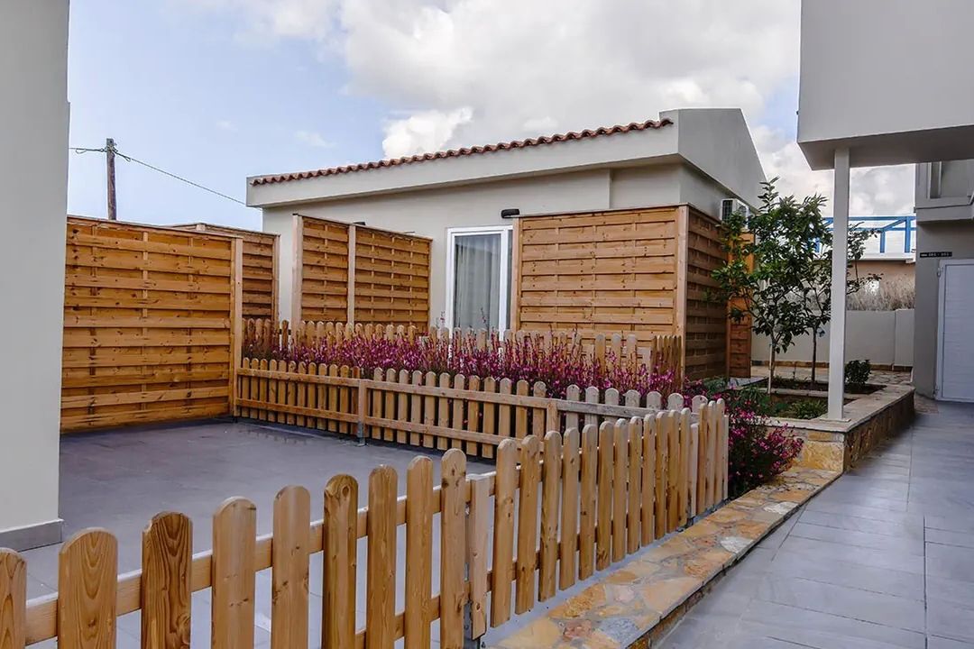 Exotica (Kalamaki) - obiekt