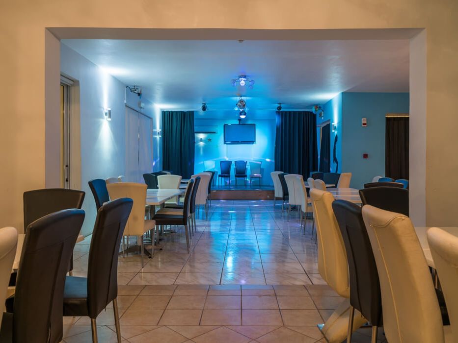 lobby bar