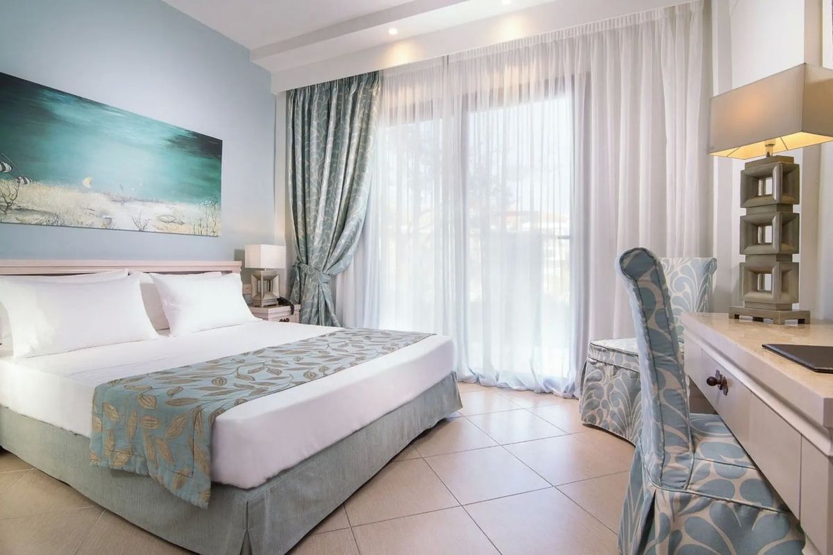 Flegra Palace - pokój